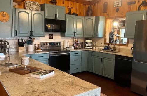 Mathias Cabin | Mountain Views @ Sunset Ridge -Privacy and Seclusion!