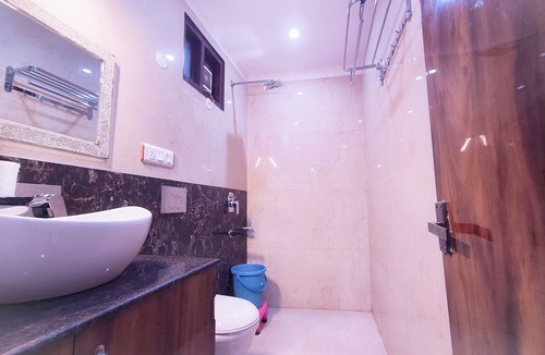 Dalhousie Hotel | MS RESORT