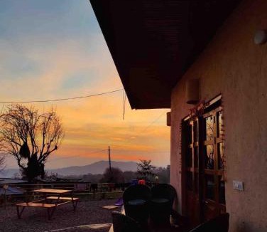 Gunehr House | Muddy-Tales I Your cob home