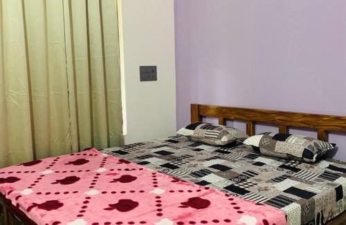 Somvarpet House | Naisarga hill view homestay
