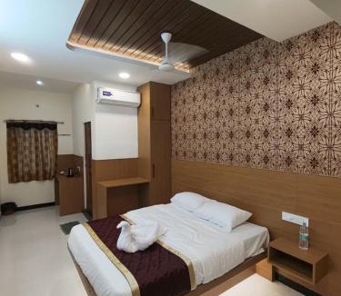 Salem Hotel | Nalli Plaza