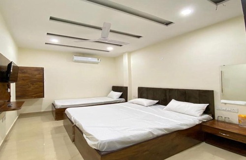 Amritsar Hotel | Naman Homestay