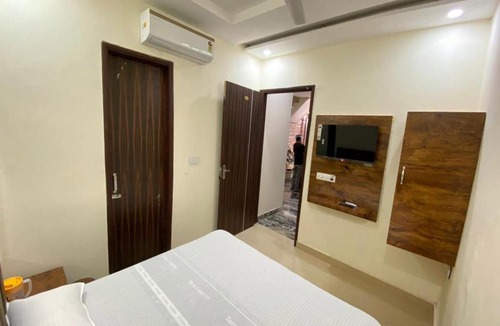 Amritsar Hotel | Naman Homestay