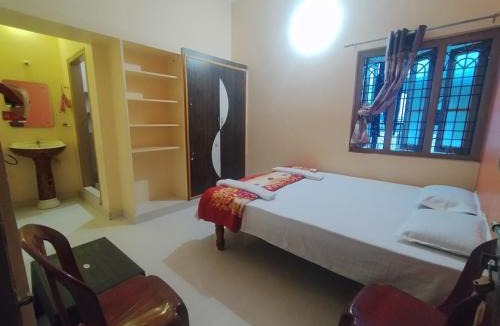 Kamalapur House | Namitha guest house