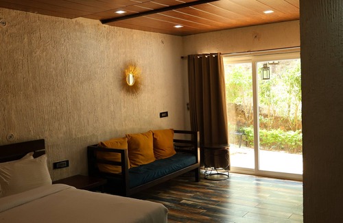 Jakh Hotel | Nanau Luxury Resort and Spa
