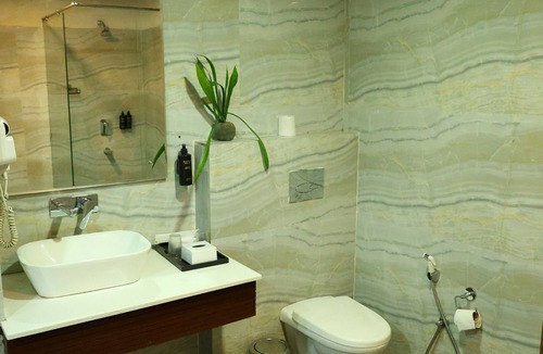 Jakh Hotel | Nanau Luxury Resort and Spa