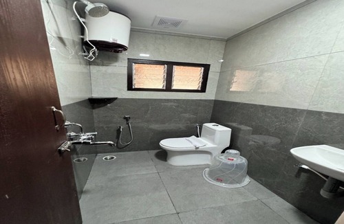 Udumalaipettai Hotel | Nandha Grande Elite