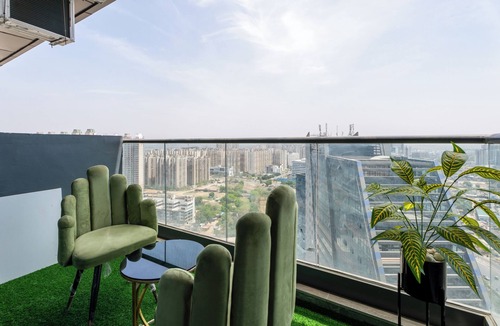 Greater Noida Apartment | Natural Bliss Hideaway- YourHomelystudio