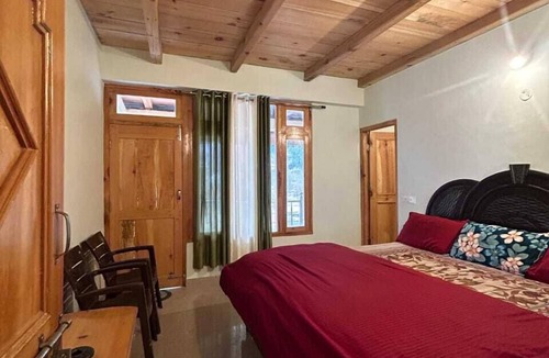 Kullu Hotel | New Brahma Guesthouse