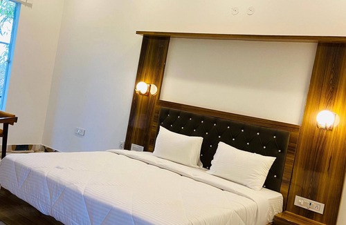 Ramnagar Hotel | New Corbett Hotel and Resort
