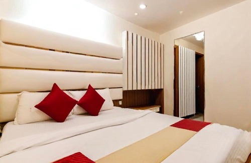 Paharganj Cabin | New Palace Comfort Stay New Delhi