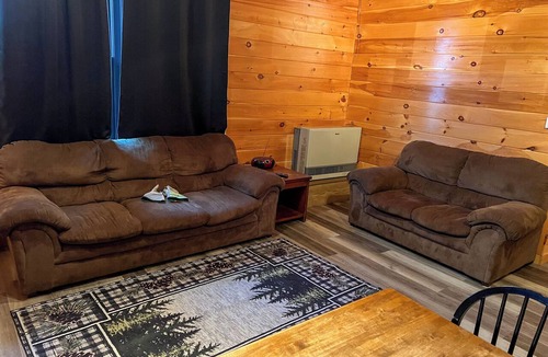 Rangeley Plantation Cabin | NEW Rustic Cabin w/ATV Trail Access, Views, & more