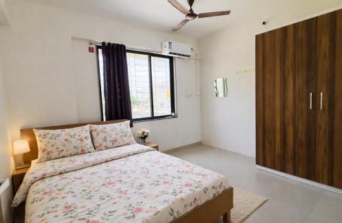 Tirupati Apartment | New Spacious 2BHK apartments in Tirupati Near Railway Station with fully equipped kitchen, AC bedrooms, Washing Machine, 24 hours water, caretaker service, and ample space for car parking & ideal for families and pilgrims