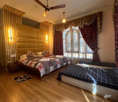 Brein Hostel | New urban Den cottage