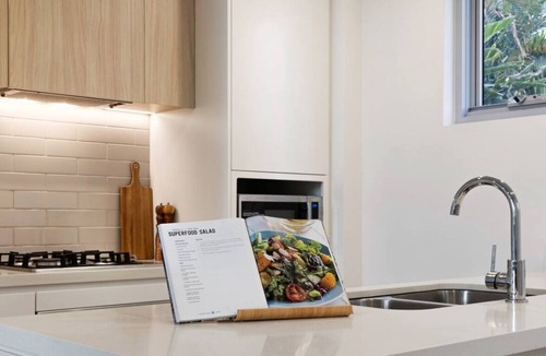 Wolli Creek Apartment | New Vivid 2 bedrooms Apts in Heart of Wolli Creek