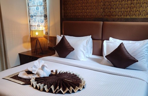 Electronics City Hotel | Nirvana Club Resort and Spa