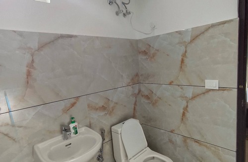 Lohaghat Hotel | Nishtha Homestay