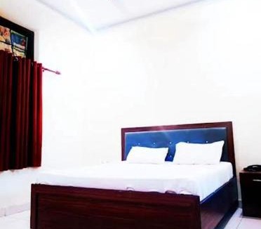 Sector 62 Hotel | Noida Park Residency