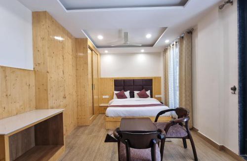 Dalhousie Hotel | Nomad Uber Hotel - Near Mall Road Dalhousie