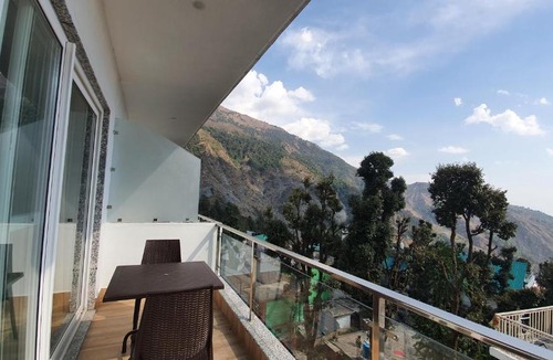 Bhagsu Nag Hotel | Nomadic Inn