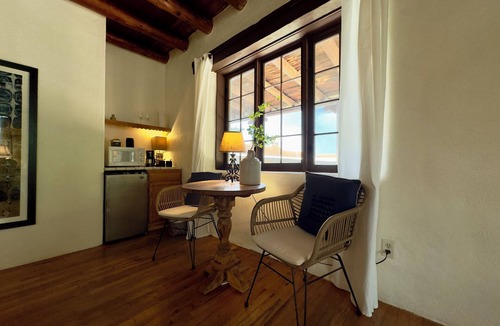 Taos Bed & Breakfast | Old Taos Guesthouse B&B