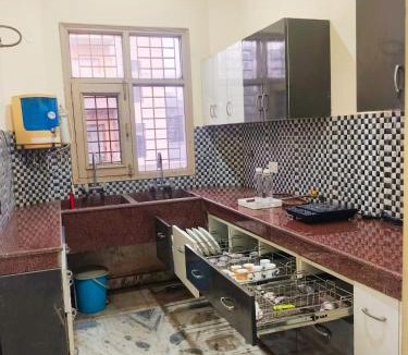 Panchkula Urban Estate House | Om Homestay