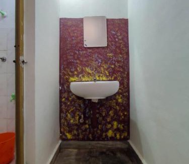 Thrissur Hotel | Omega Tourist Home