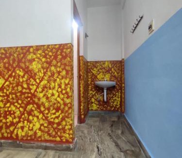 Thrissur Hotel | Omega Tourist Home