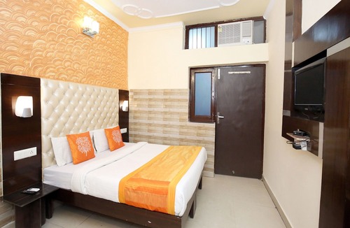 Sector 45 Hotel | OYO 12155 Hotel Awdesh Inn
