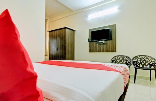 Hassan Hotel | OYO 29405 Leela Paradise