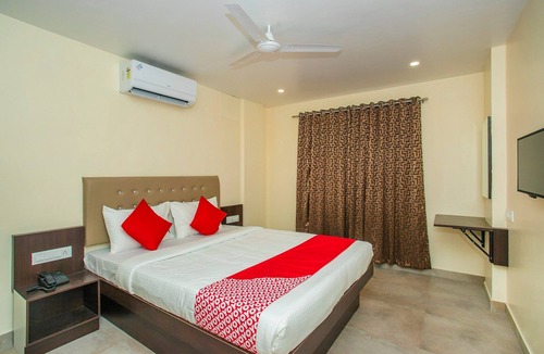 Ejipura Hotel | OYO Flagship 18680 Olivia Comforts