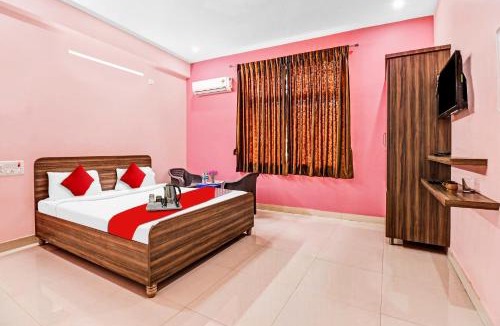 Electronics City Hotel | OYO Flagship Hotel Golden Suites