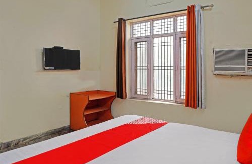 Ghaziabad Hotel | OYO Flagship Hotel Metro I