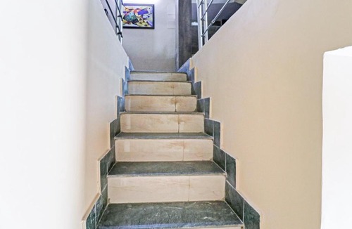 Mayapur Hotel | OYO Flagship Hotel Shaurya