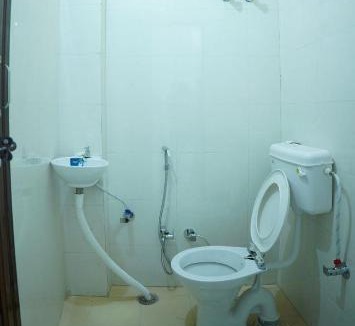 Bareilly Hotel | OYO Hotel Satrang