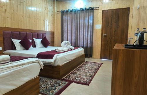 Narainkoti Resort | Pacific inn Devsthali Resort kadarnath