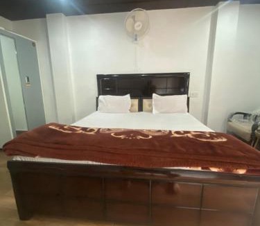 Nainital Apartment | Pahari Trekkers