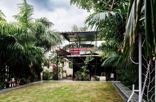 Jaipur District House | Paintaura Homestay Jaipur - 3 Queen Rooms, Garden & Kitchen