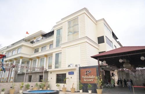 Ambala Hotel | Palmdale Hotel & Resort