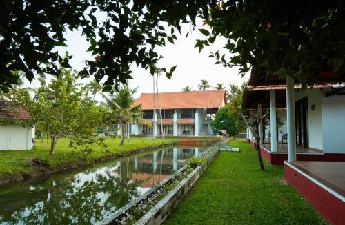 Aryad South Resort | Palmgrove Lake Resort