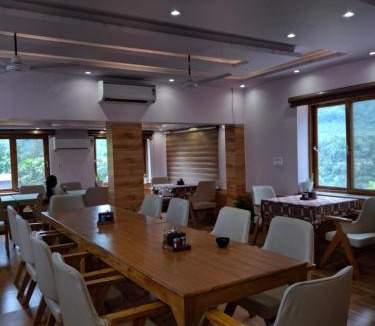 Shivpuri Hotel | Panchpushp