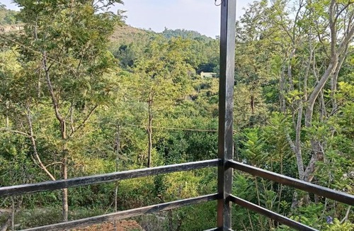 Yercaud House | Pani thuzhi