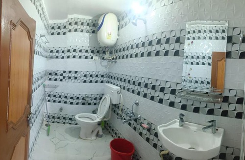 Gunehr House | Para Valley Home Stay