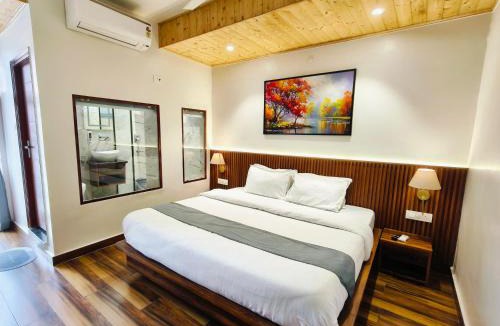 Solan Hotel | Paradise Boutique Stays