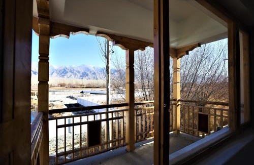 Leh Hotel | Paradise Shey