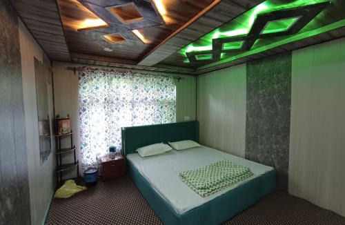Kupwara House | Paris Home Stay