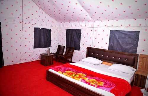 Bir Hotel | Parker Camps