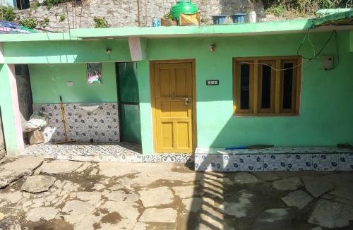 Gobind Dham Apartment | Parth homestay dumak