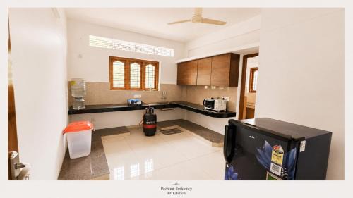 Kazhakuttam Apartment | PAZHOOR RESIDENCY Homestay 11 Rooms in 3 Apartments