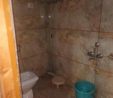 Naggar Cabin | Peace homestay Naggar kullu hp